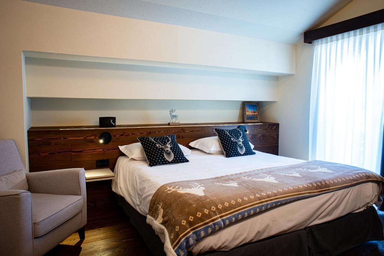 Hotel De Champoluc Εξωτερικό φωτογραφία